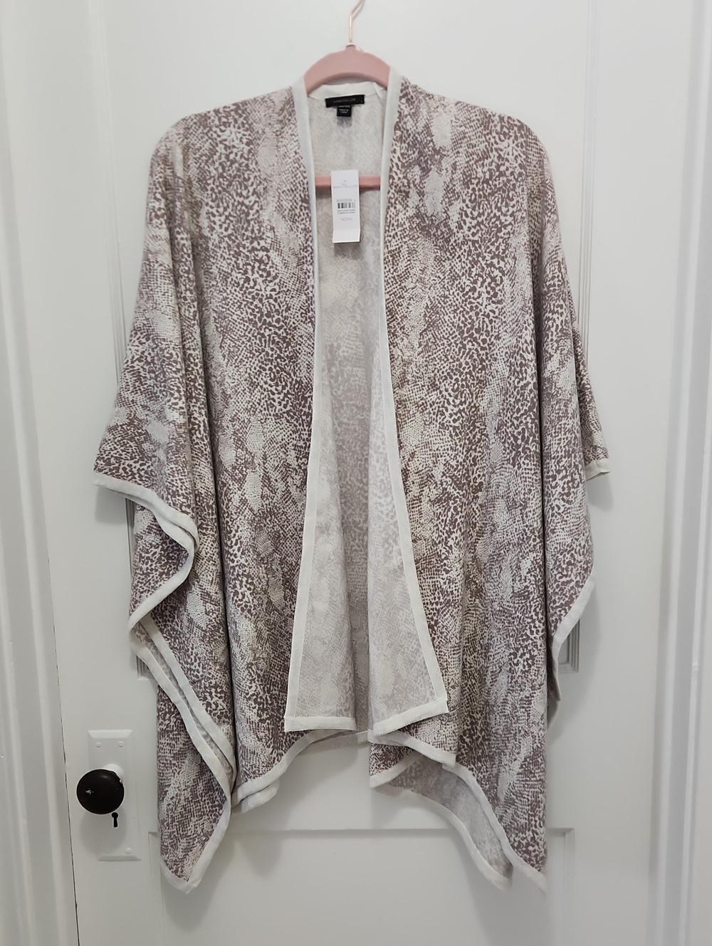 NWT Ann Taylor Women's Snake Print Open Front Shawl Wrap One Size